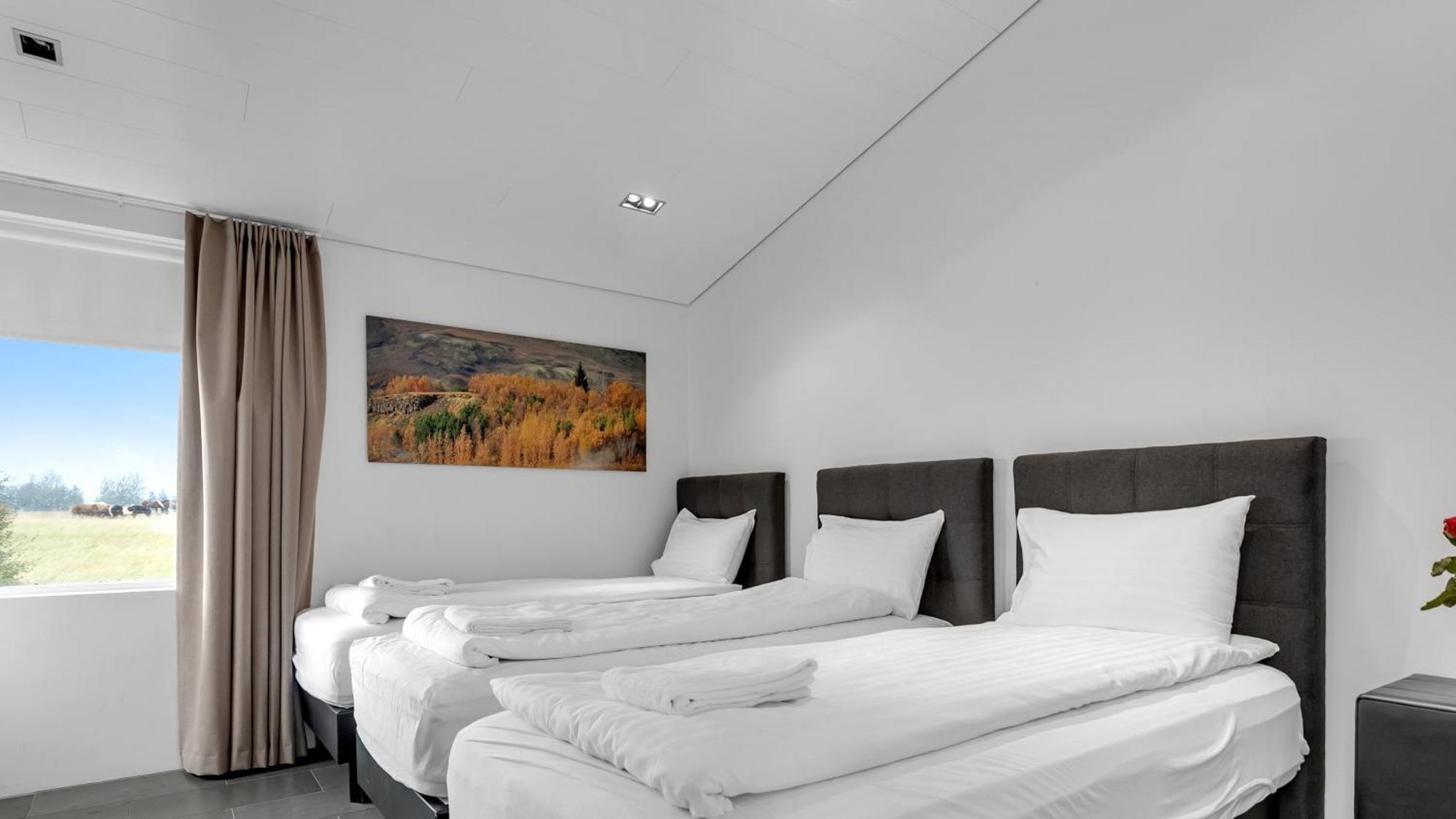 Luxury Villa With River View Laugaras Kültér fotó